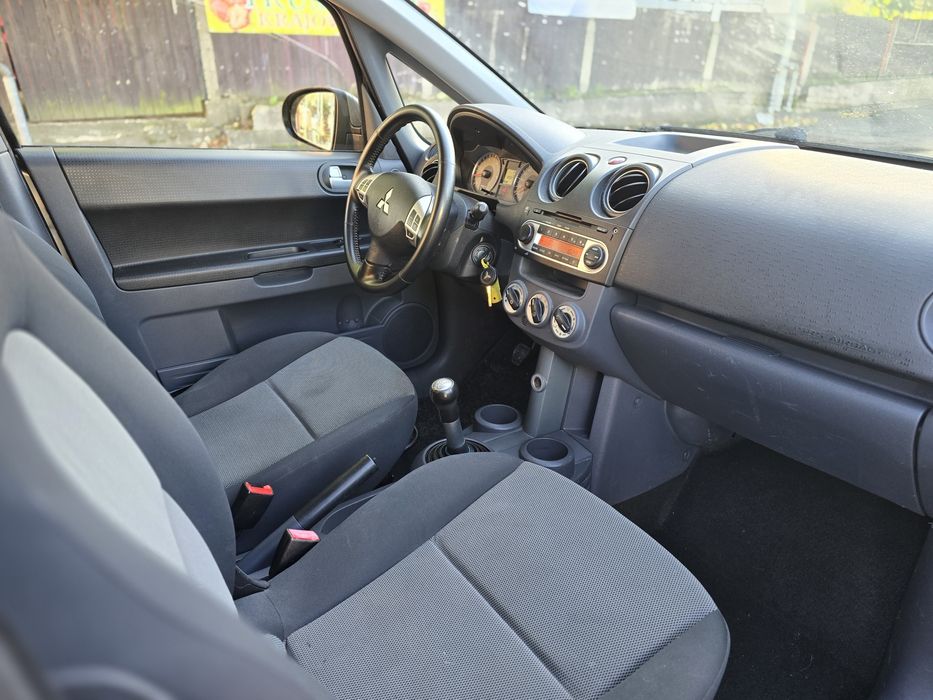 Mitsubishi Colt VI Lift 5-drzwi 1.3 Ben. 4 Cylindry ! Tüv do 27r.!