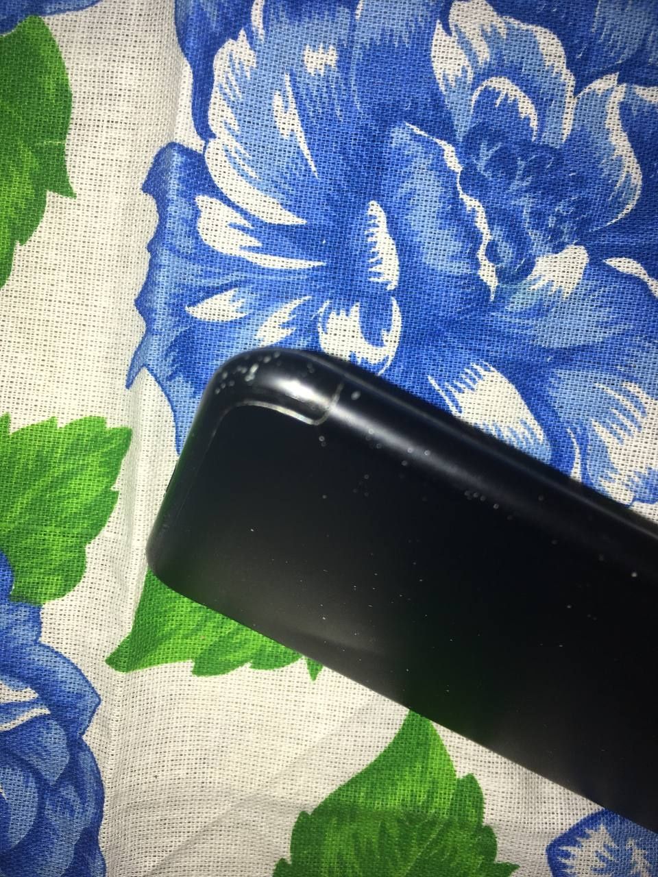 iPhone 7 128gb и 2 iPhone 5S 16gb на запчасти