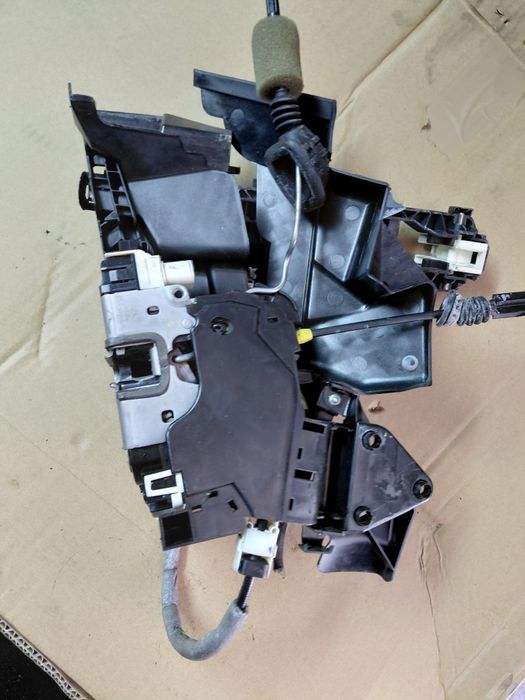 Fecho da  porta w204