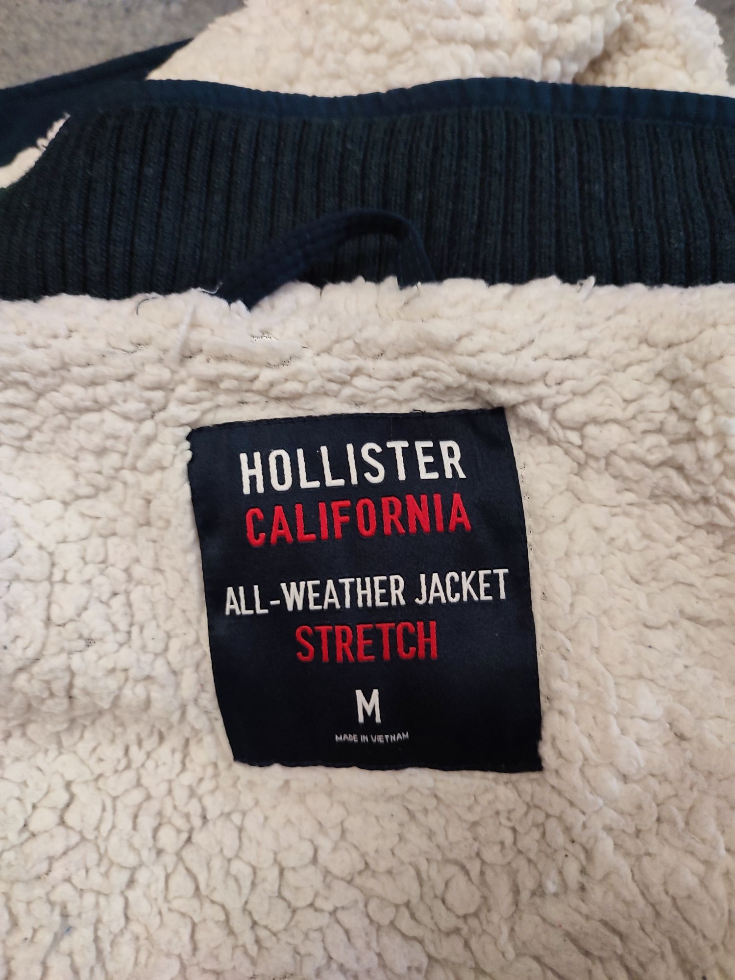 Куртка, парка женская, бренд Hollister 


Hollister
Подписаться на бре