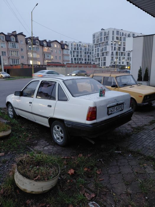 Опель кадет 1.3 карб