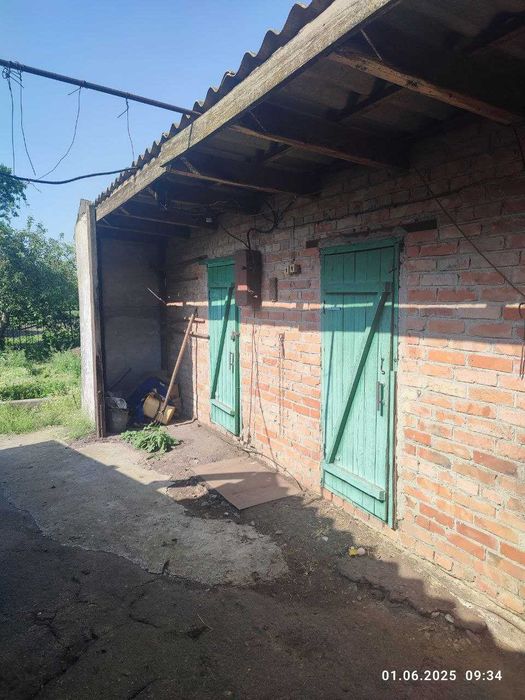 Продам добротний будинок з укриттям в смт Устинівка Кіровоградська обл