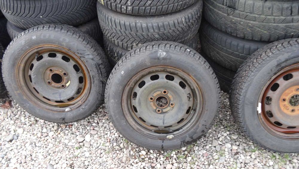 Opony Ford B-Max zimowe stalówki 4x108 R14 (27)