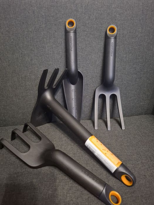 Fiskars набір садових інструментів