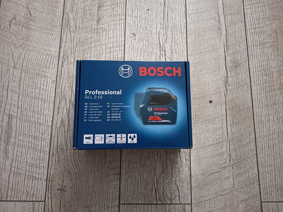 Laser Bosch GL 2-10 ze statywem