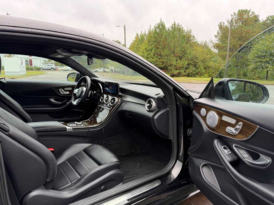 Mercedes-Benz C-Class C 300      2019
