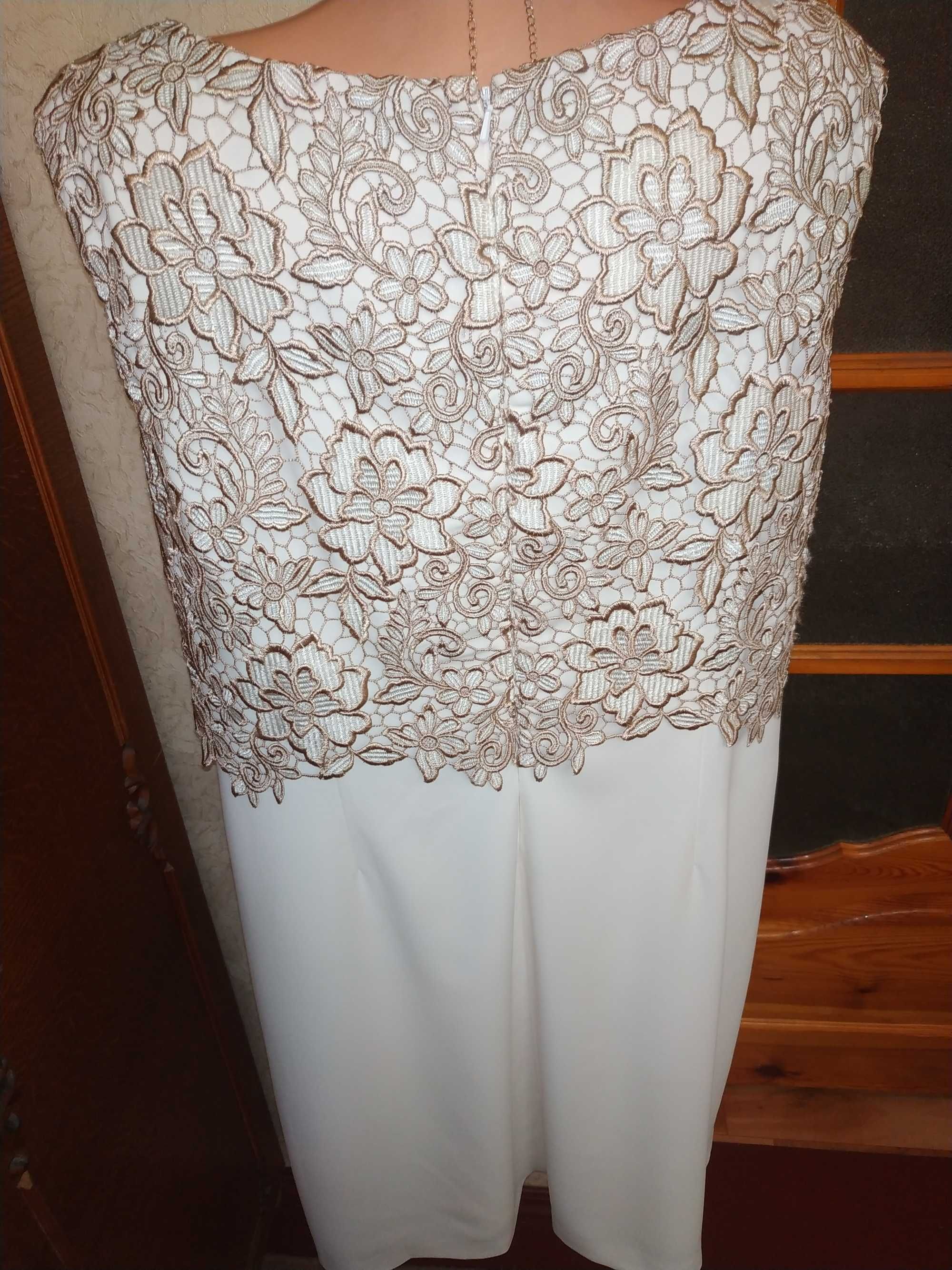 Изумительное белое нарядное платье с кружевом Gina Bacconi 52-54 р-р