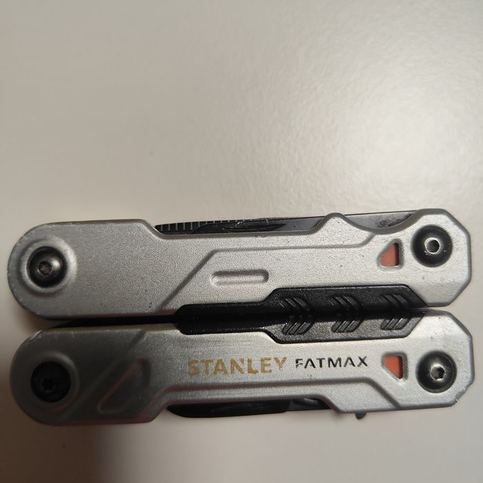 Мультитул Stanley
Мультитул Stanley Multi-Tool 16 пре