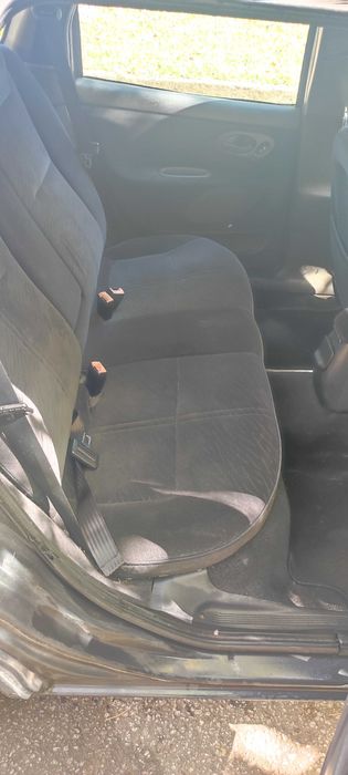 Ford Mondeo 1.8 (BNP) c/ tecto de abrir - 1.300€