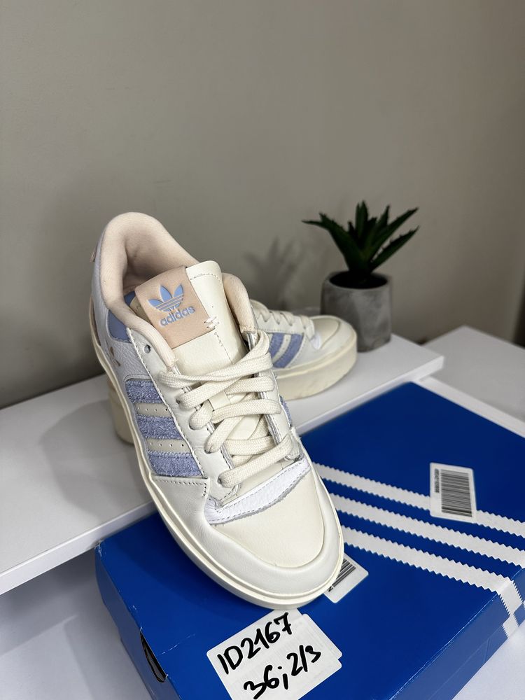 Кросівки / кеди  Adidas ID 2167