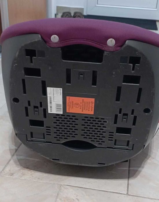 Автокрісло Cybex Solution M