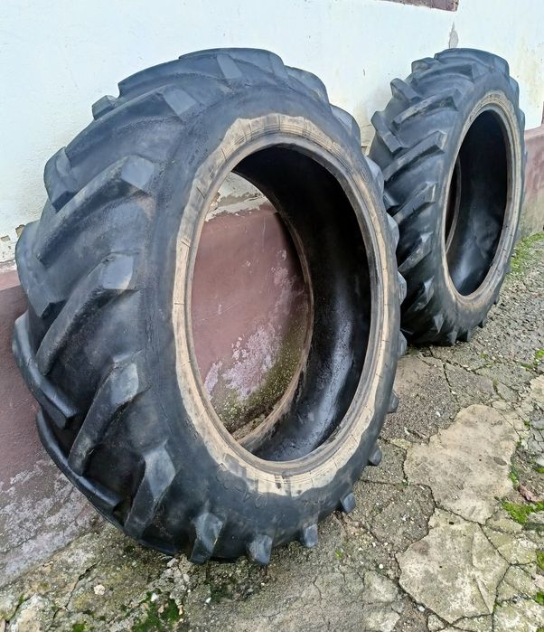 Opony ,,12.4-32,, 2szt do ciągnika