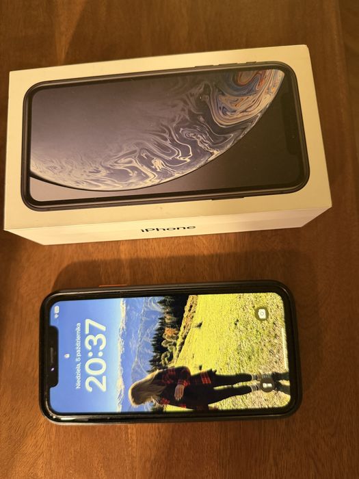 Sprzedam iPhonea XR 128 GB