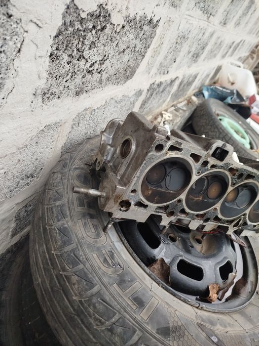 Продам головку ГБЦ ваз 21099