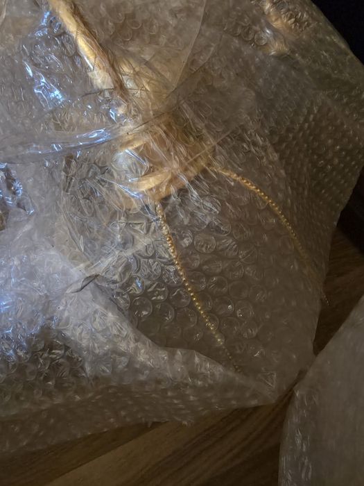 Candeeiro tecto e mesa de cabeceira anos 80