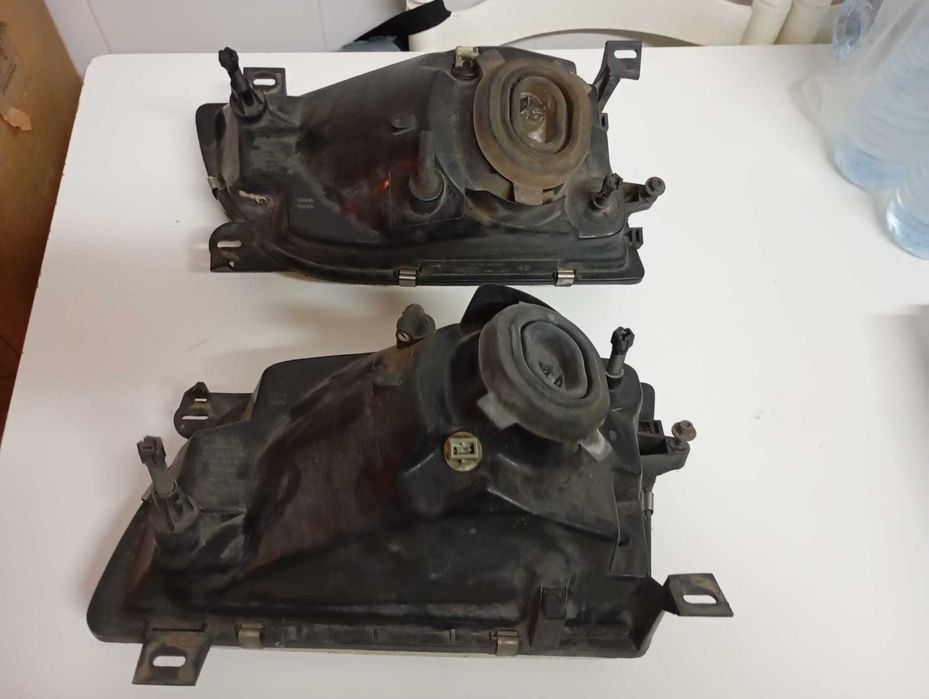 Faróis Ford Transit (1994–2000)