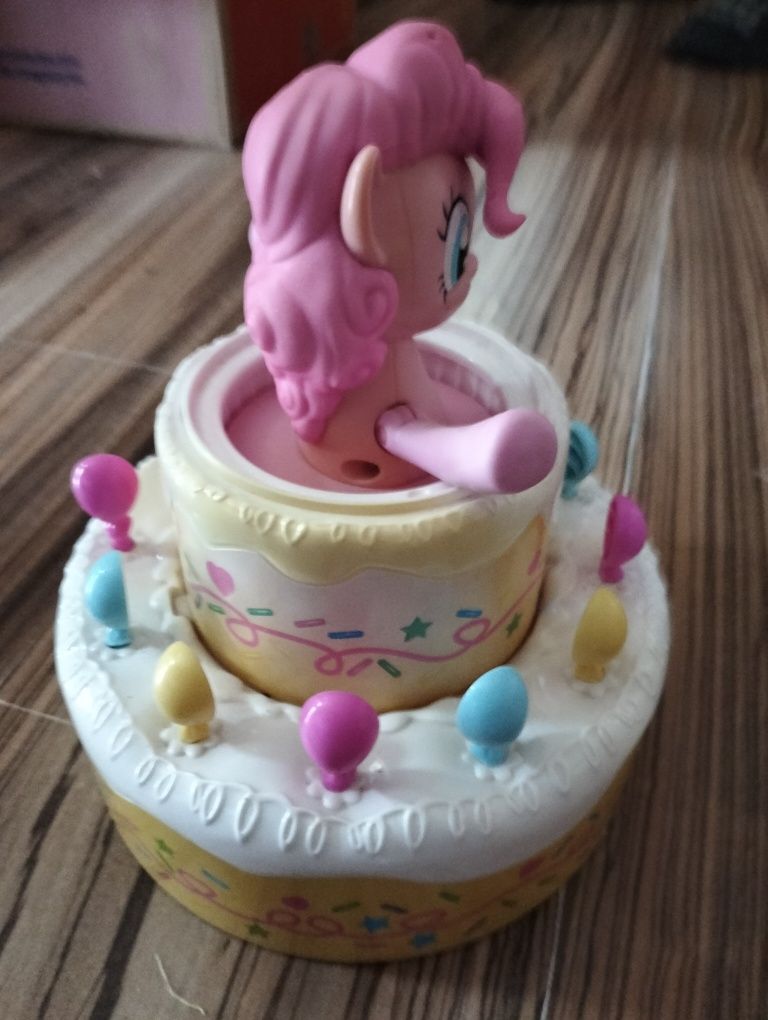 Gra zręcznościowa tort May little pony