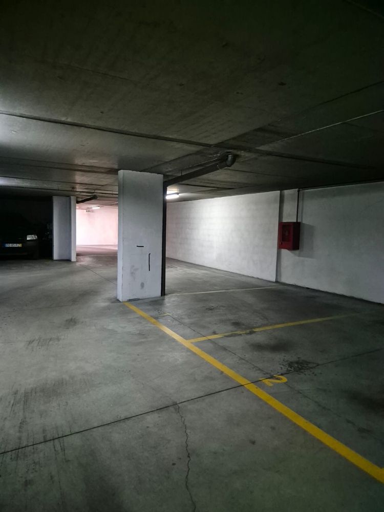 Lugar de Garagem - Faculdade de Engenharia da UBI