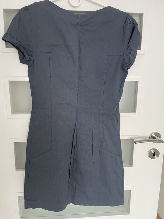 Elegancka sukienka Stradivarius rozmiar M