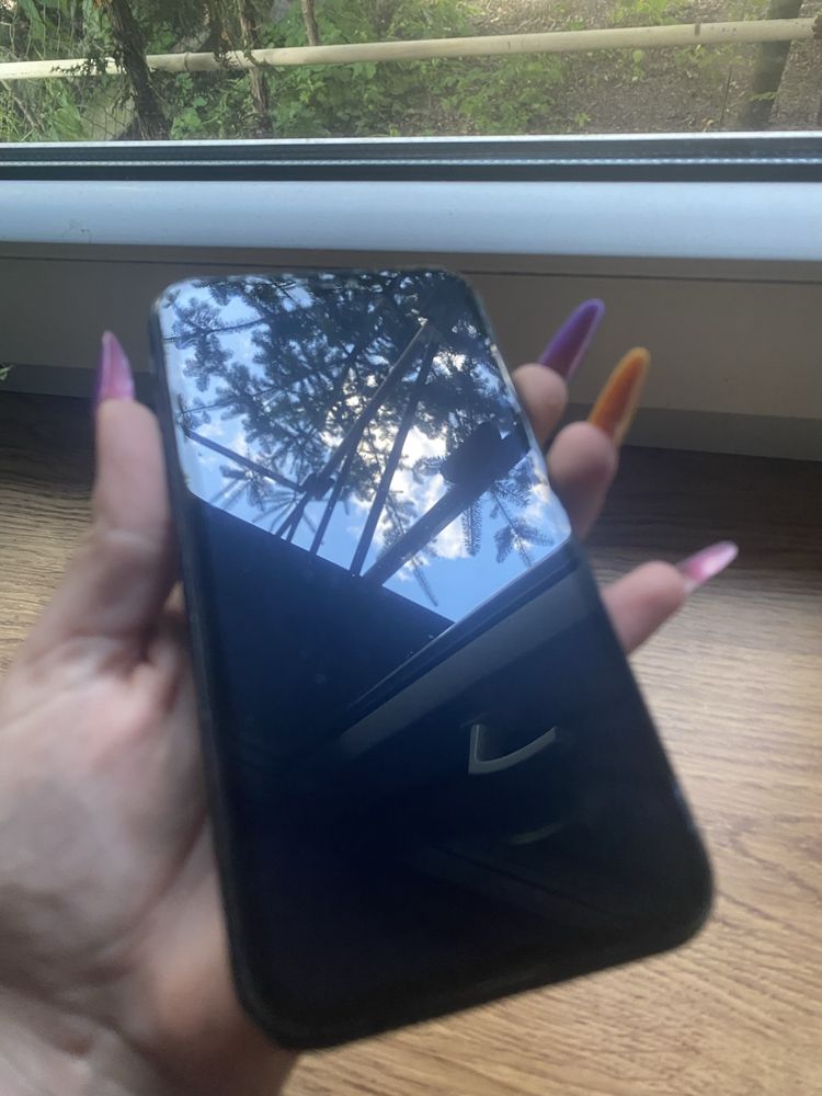 Iphone XR stan dobry