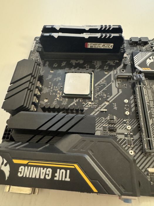 Процессор Ryzen 2700X, Материнская плата Asus Tuf B450 Pro, HyperXDDR