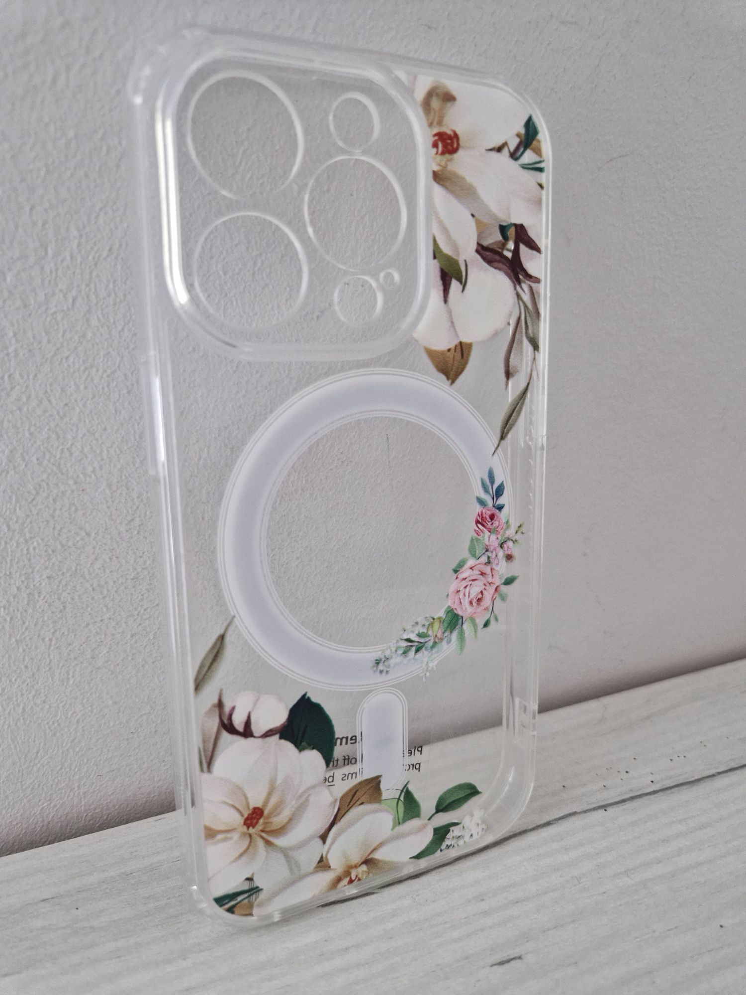 Tel Protect Flower Magsafe do Iphone 14 Pro trzy wzory