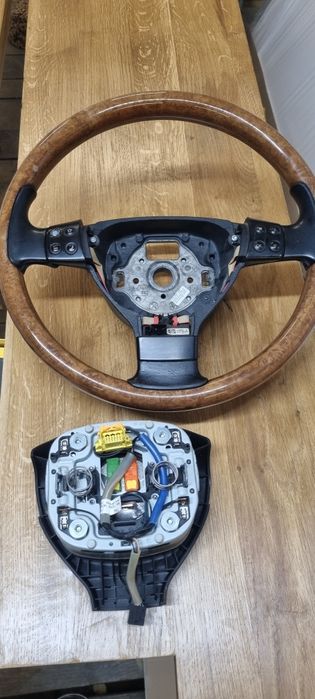 Kierownica drewniana golf V passat b6 multifunkcja