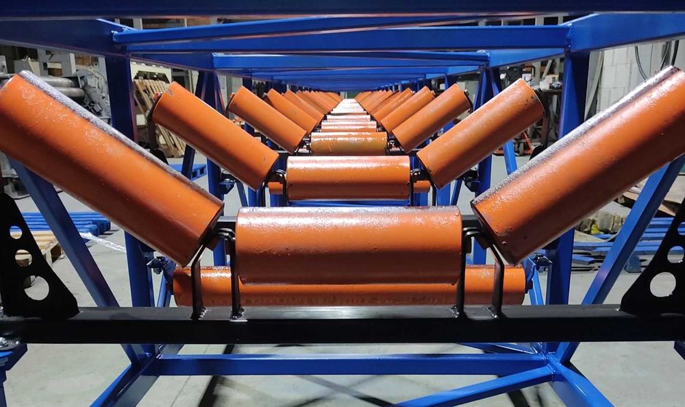 Ленточный конвейер для складов напольного хранения, барж, суден