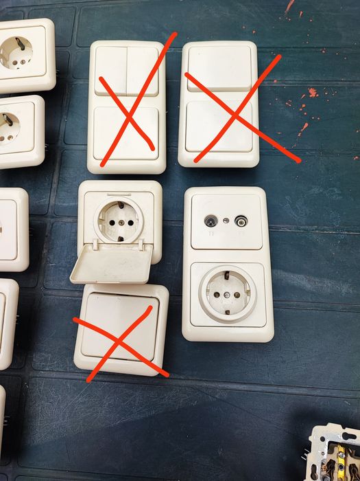 Tomadas e interruptores