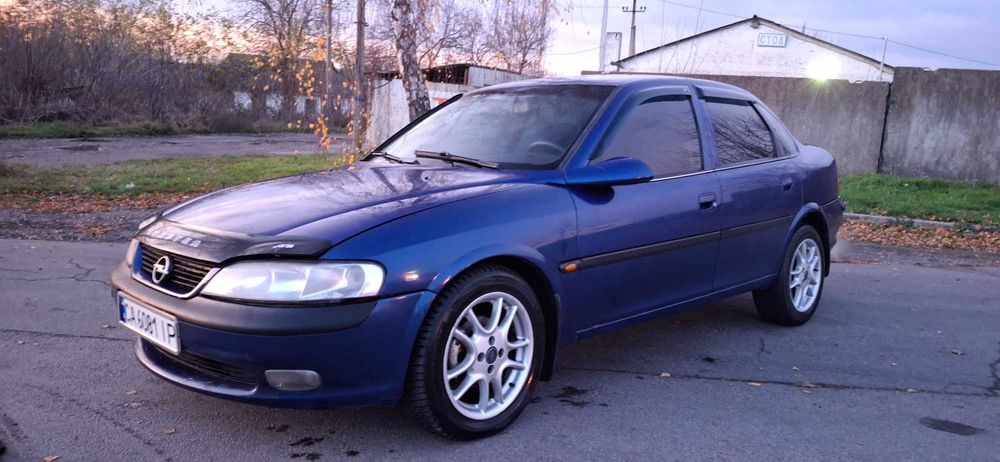 Оpel Vectra 1.8 L