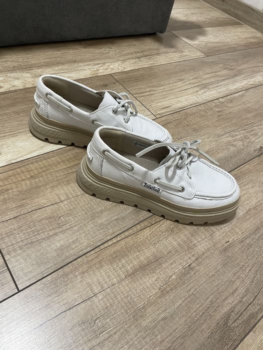 Nowe Półbuty Timberland 38