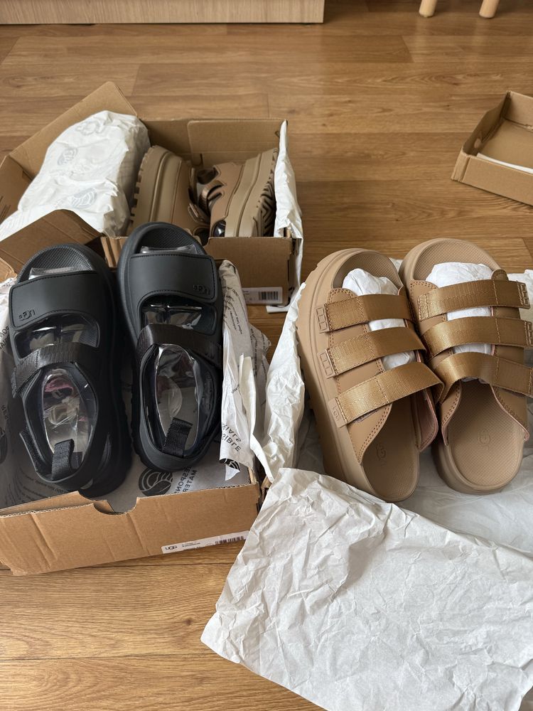 Ugg босоніжки, сандалі