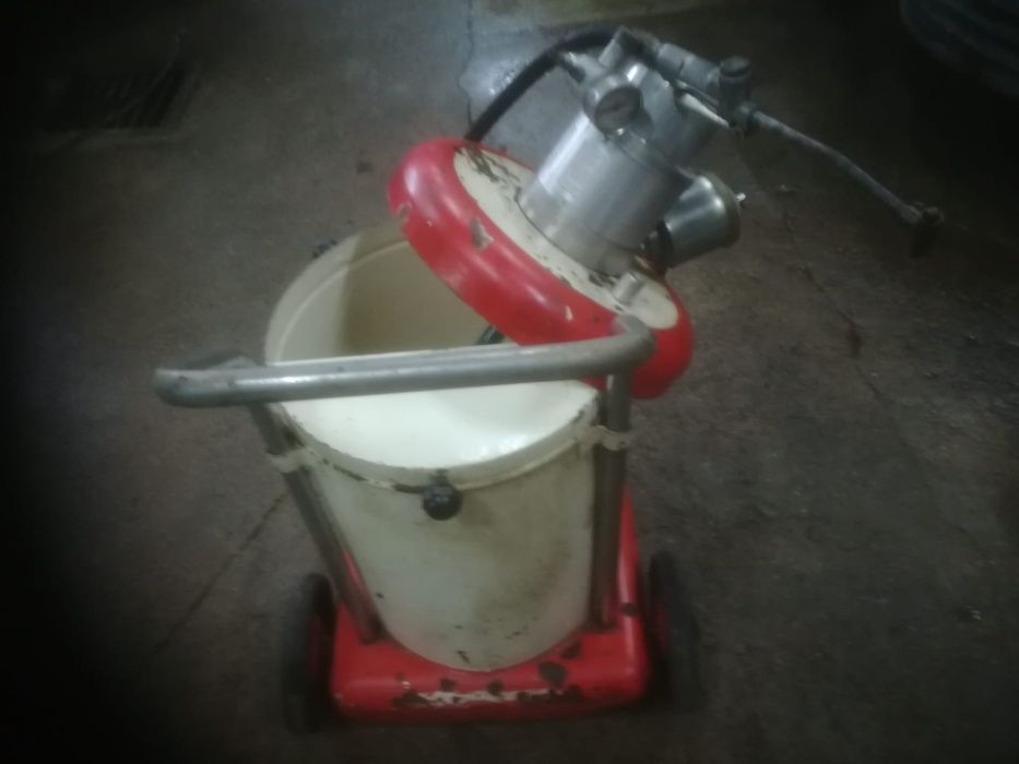 Bomba Pneumática de meter Oleo e Valvulina