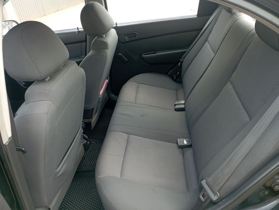 Продаю Шевроле авео