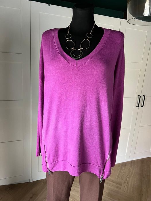 Różowy fioletowy mięciutki sweter z wełny angory i wiskozy rozmiar 44