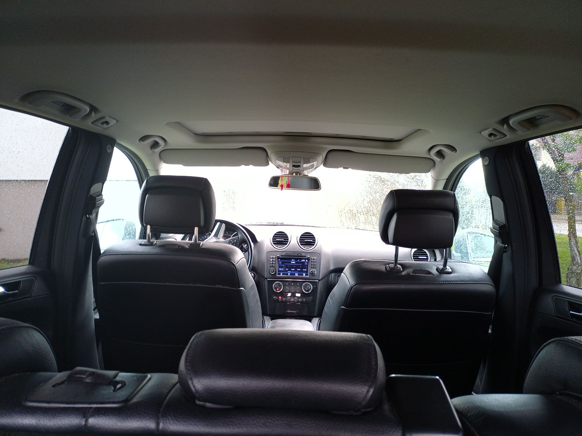 Sprzedam  lub zamienię Mercedesa ml w 164 450 cdi