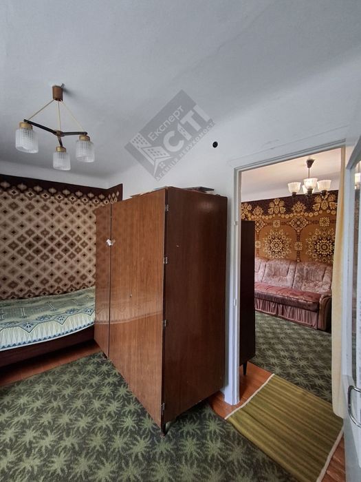 Продам 2-х кіімнатну квартиру + гараж  17 Квартал.