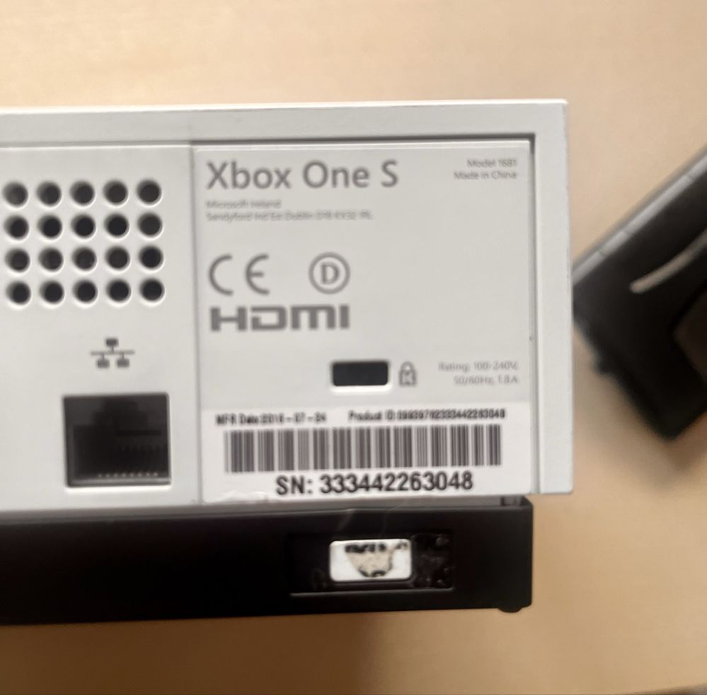 Xbox one 1TB + kinect