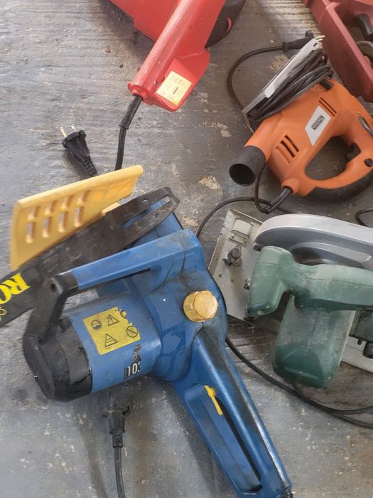 електро інструмент розпродаж з гаража не потрібно. німецький інструмен