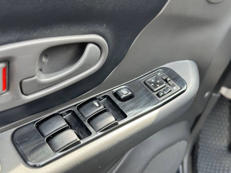 Mitsubishi Pajero Sport 3.0газ бензин Автомат