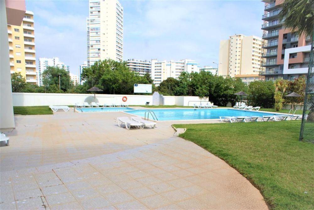 T2 Praia da Rocha Piscina e Garagem