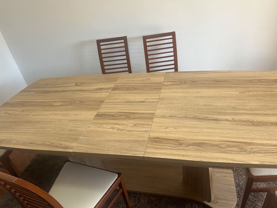 Mesa estencivel