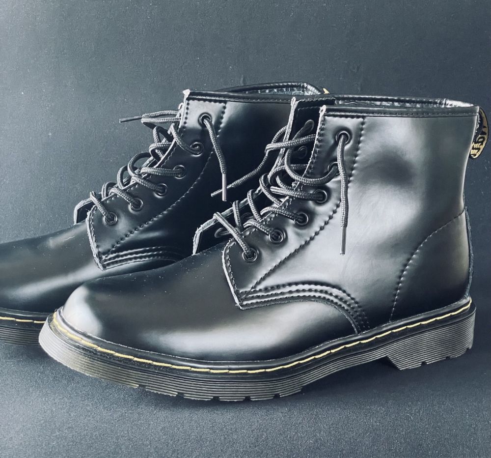Glany botki workery kozaczki timberki traperki dr martin goth emo