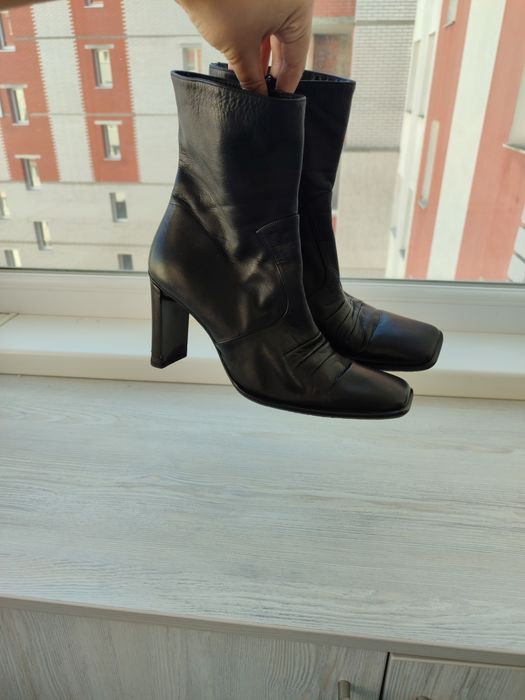 Осінні чоботи, черевики, ботінки)