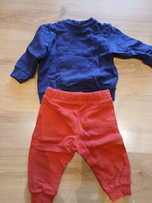 dres dresik komplet spodnie bluza sweter SMYK
