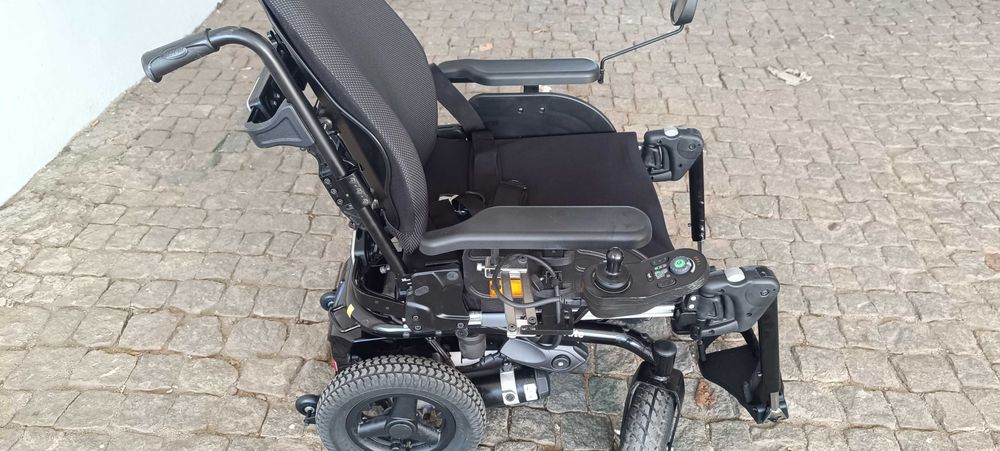 Cadeira de rodas elétrica Invacare Kite