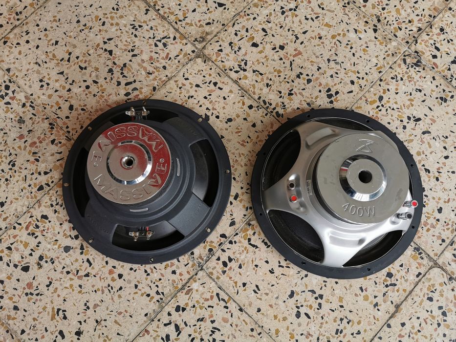 Subwoofers 12" 30cm nunca usados com ou sem caixa
