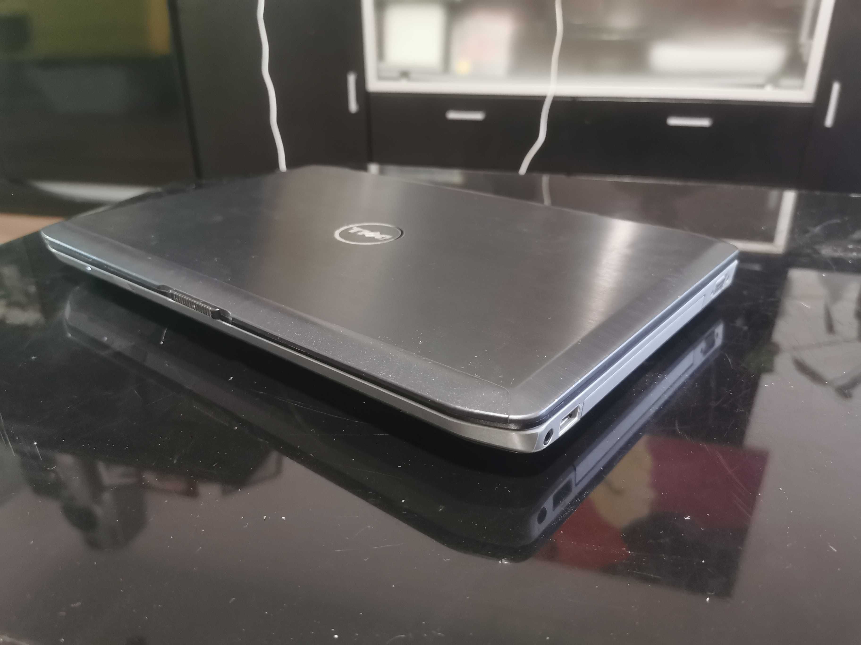 Portátil DELL core i5 8GB SSD Windows 11