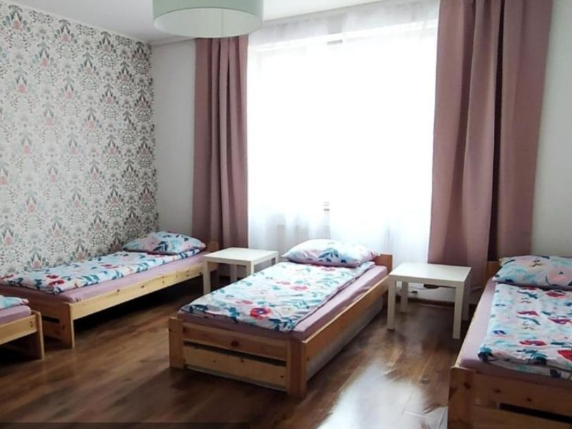 Комната/места в комнате/room rent/hostel/nocleg Warsaw metro Targówek