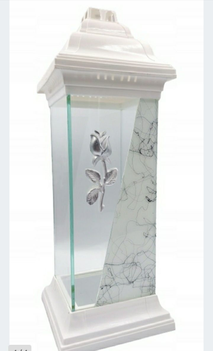 Szklany znicz Kapliczka Lampion Witraż 38 cm. Biały z różą